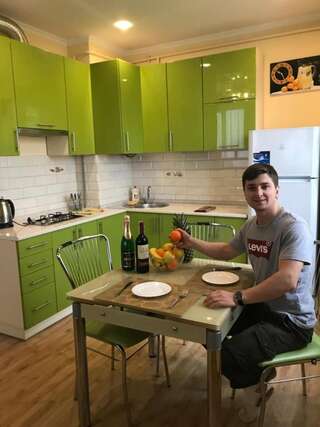 Апартаменты VIP Apartament in the center Трускавец Номер-студио с видом на горы-11