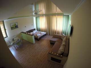 Апартаменты VIP Apartament in the center Трускавец Номер-студио с видом на горы-14
